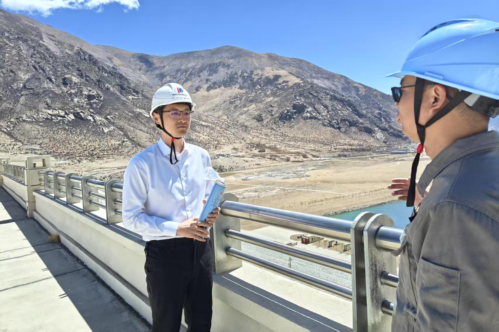 42c71fbcded84b3b956684bdadfdf10a 42c71fbcded84b3b956684bdadfdf10a