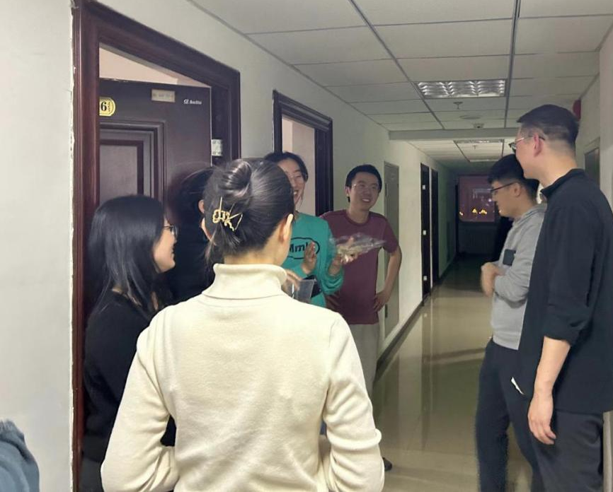 be5c8fc596ac459ab8ea27209cb07efd