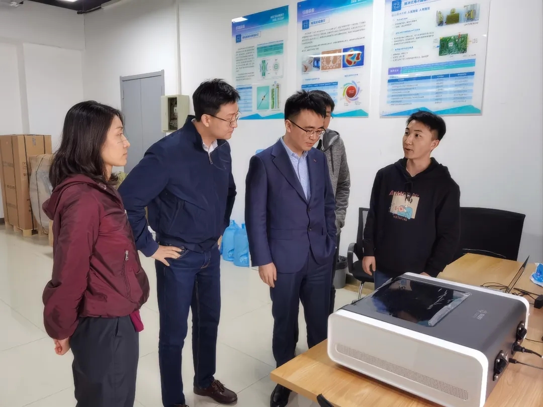 b37379c0c3c84290bea5814347383f45