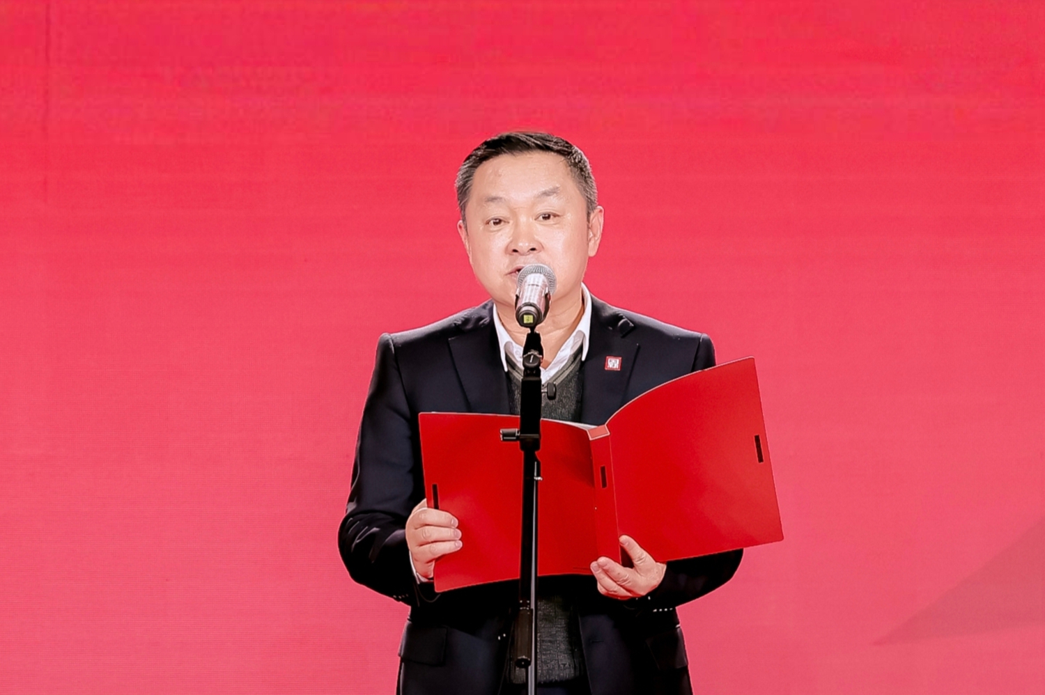 89b76fd7fa384a5ba86504a93a4288df