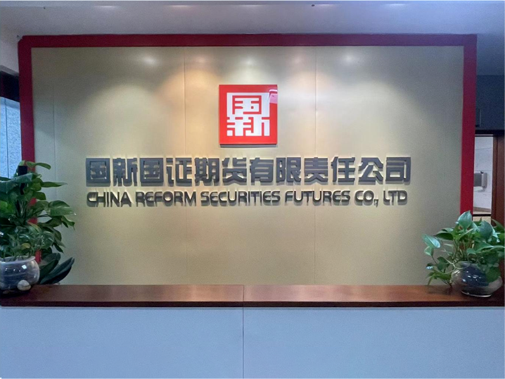 670d7bf05e9d4995a4bee530daaf1907