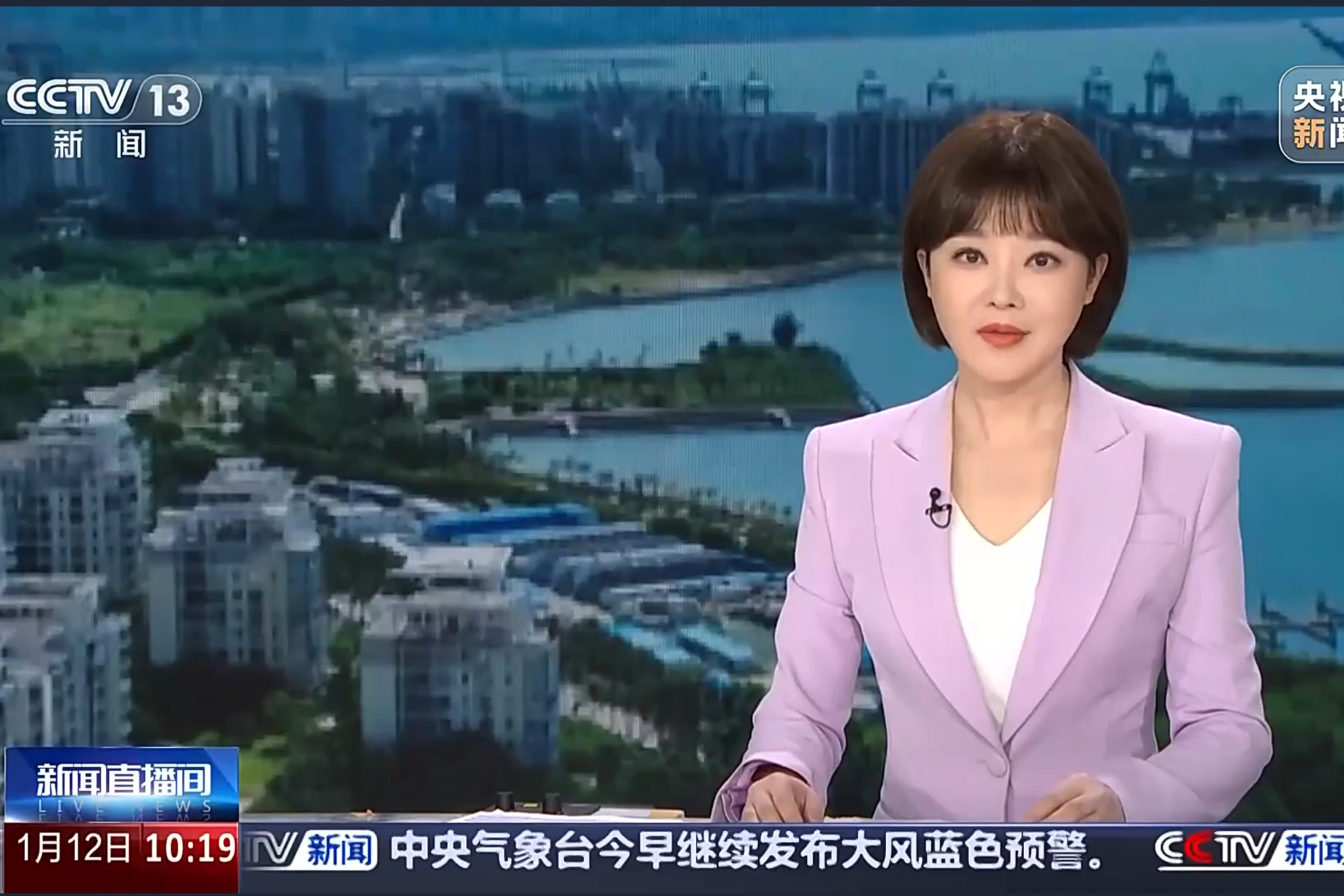 6b76720a8e704acc8f7e946ecf6c33b8