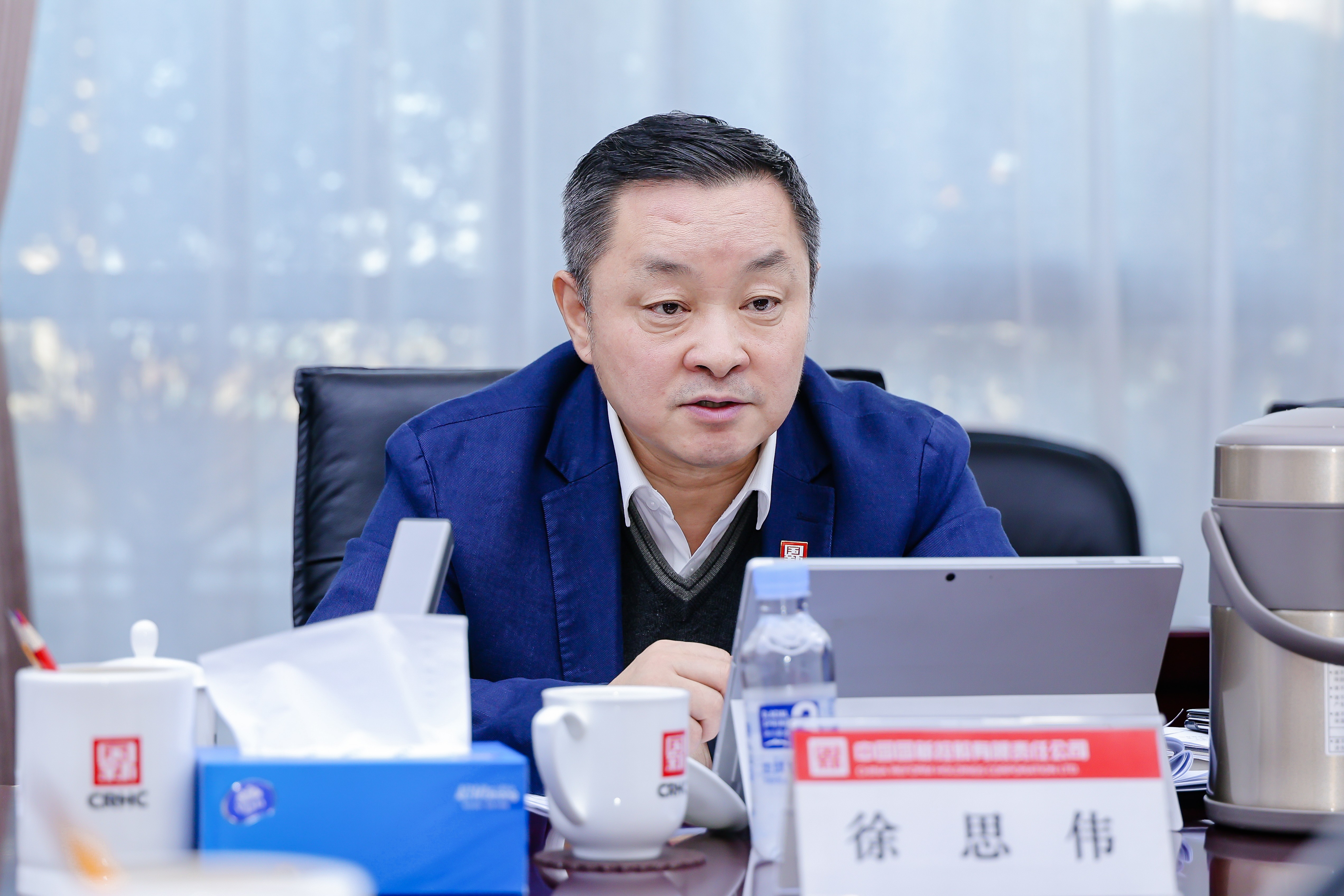 1950d946dc2c4474b5e8b872de982daa