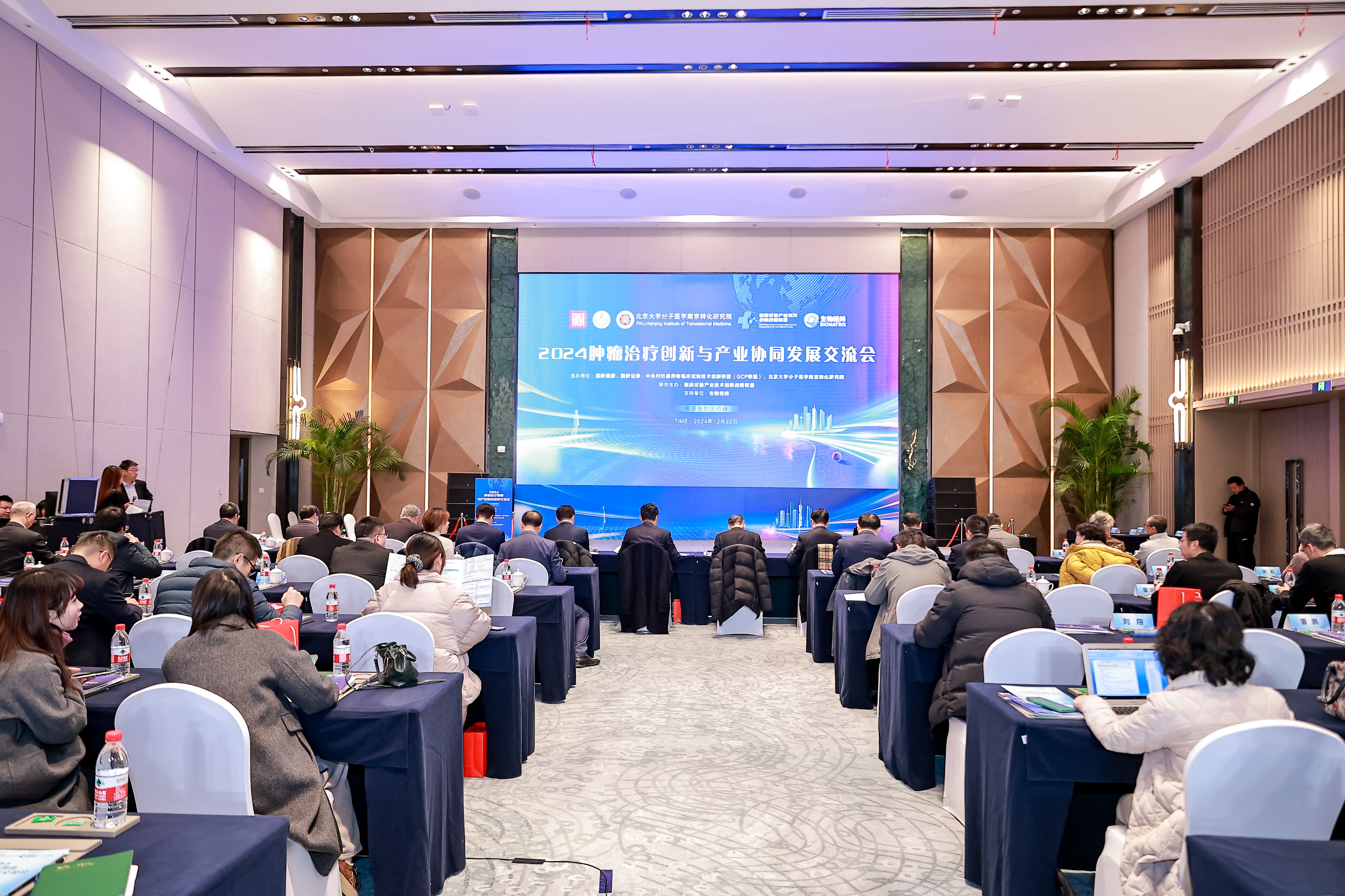 96970d5fa80b43aa90ccda219581ba18