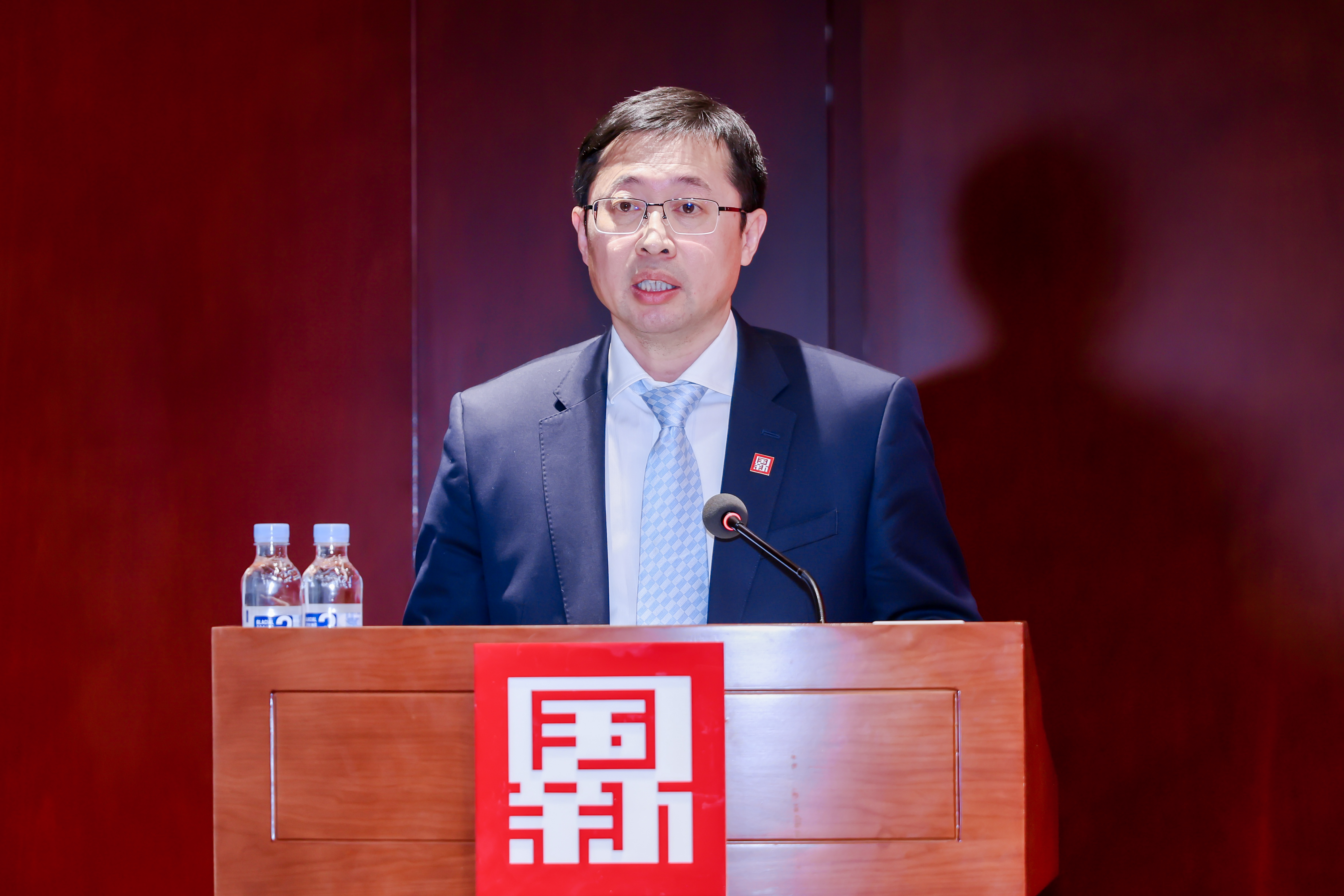 b8b703e0ed7f40e983770830df557fca b8b703e0ed7f40e983770830df557fca