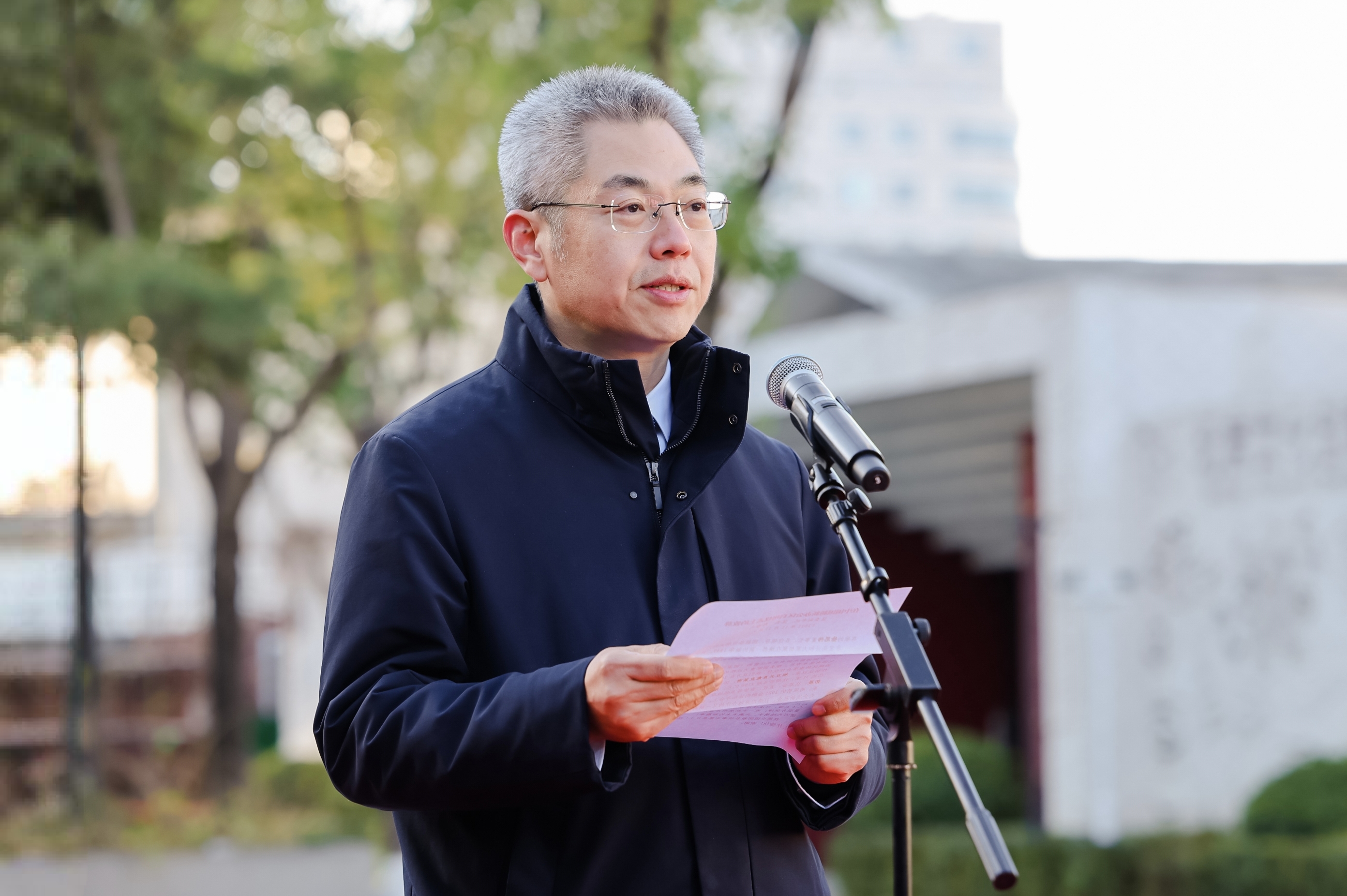 76f8715c49404157abf5e4cdf10b8192