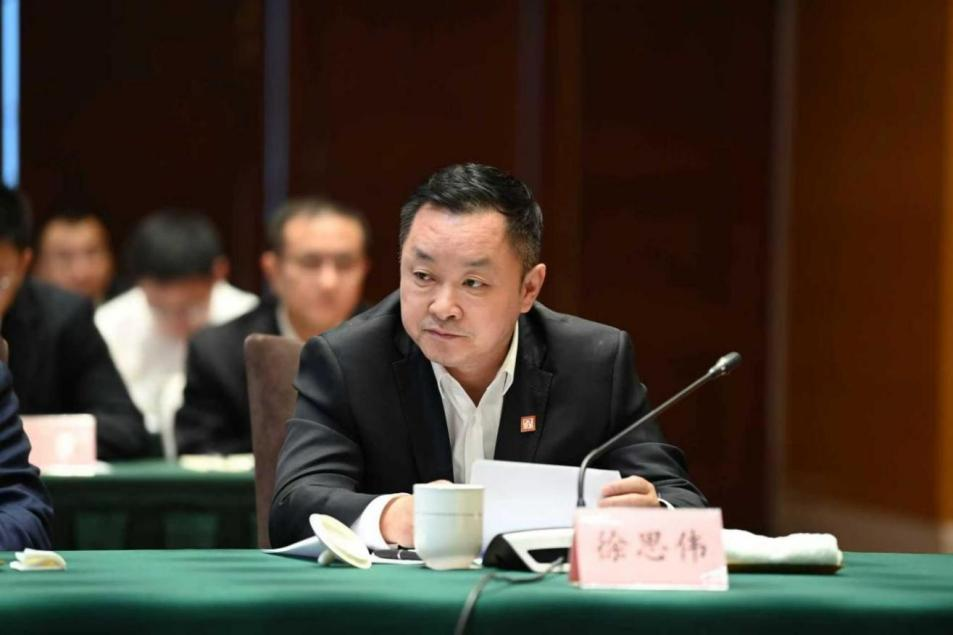 109bc5d3772f43f48ed6bf0f29908155