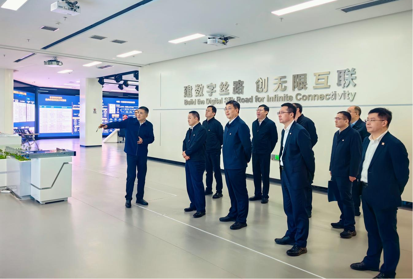 28ecde94f8a646369d9f7c2788168f75 28ecde94f8a646369d9f7c2788168f75