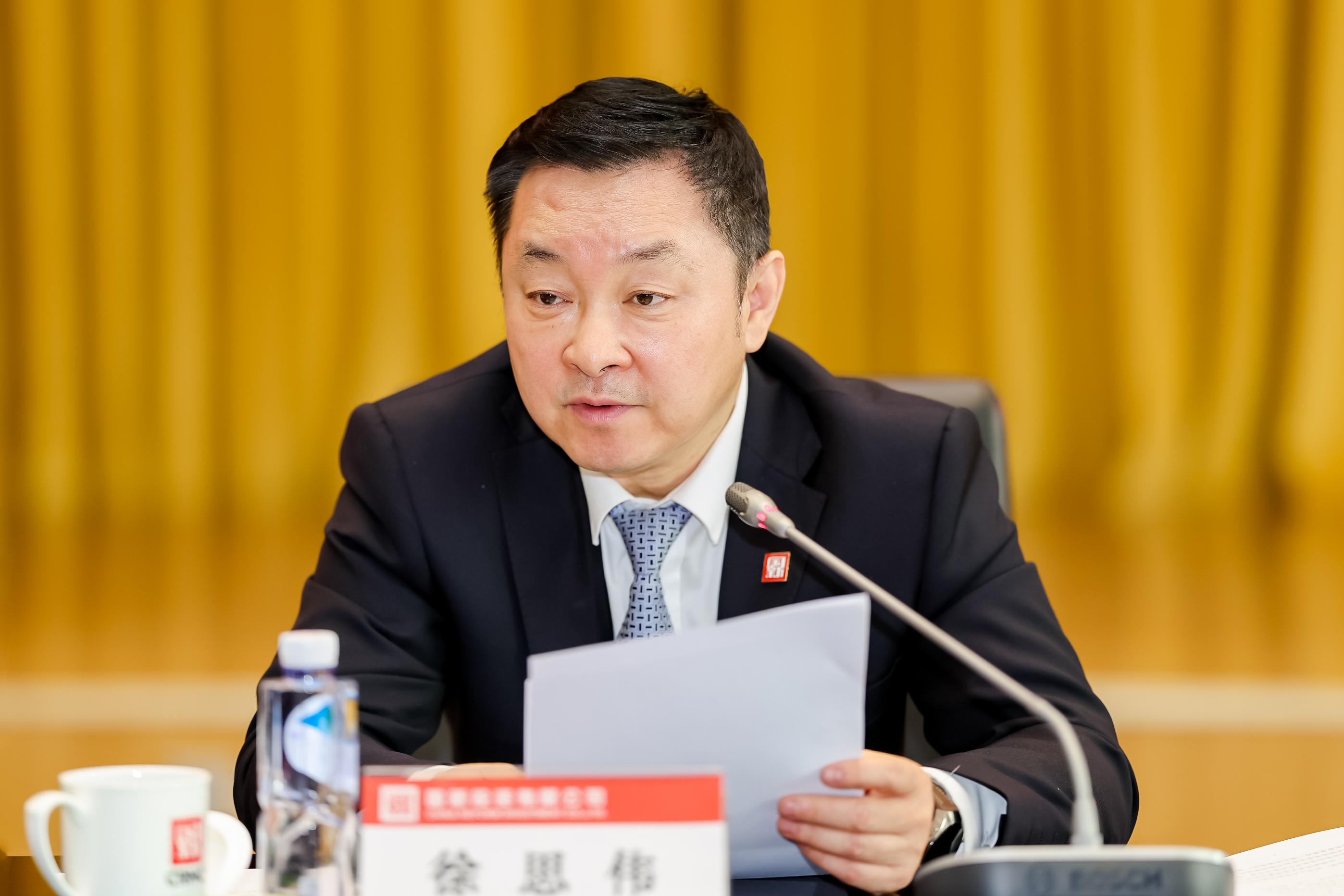 b043e3d7c7044a2b9d94e2b4fac42409