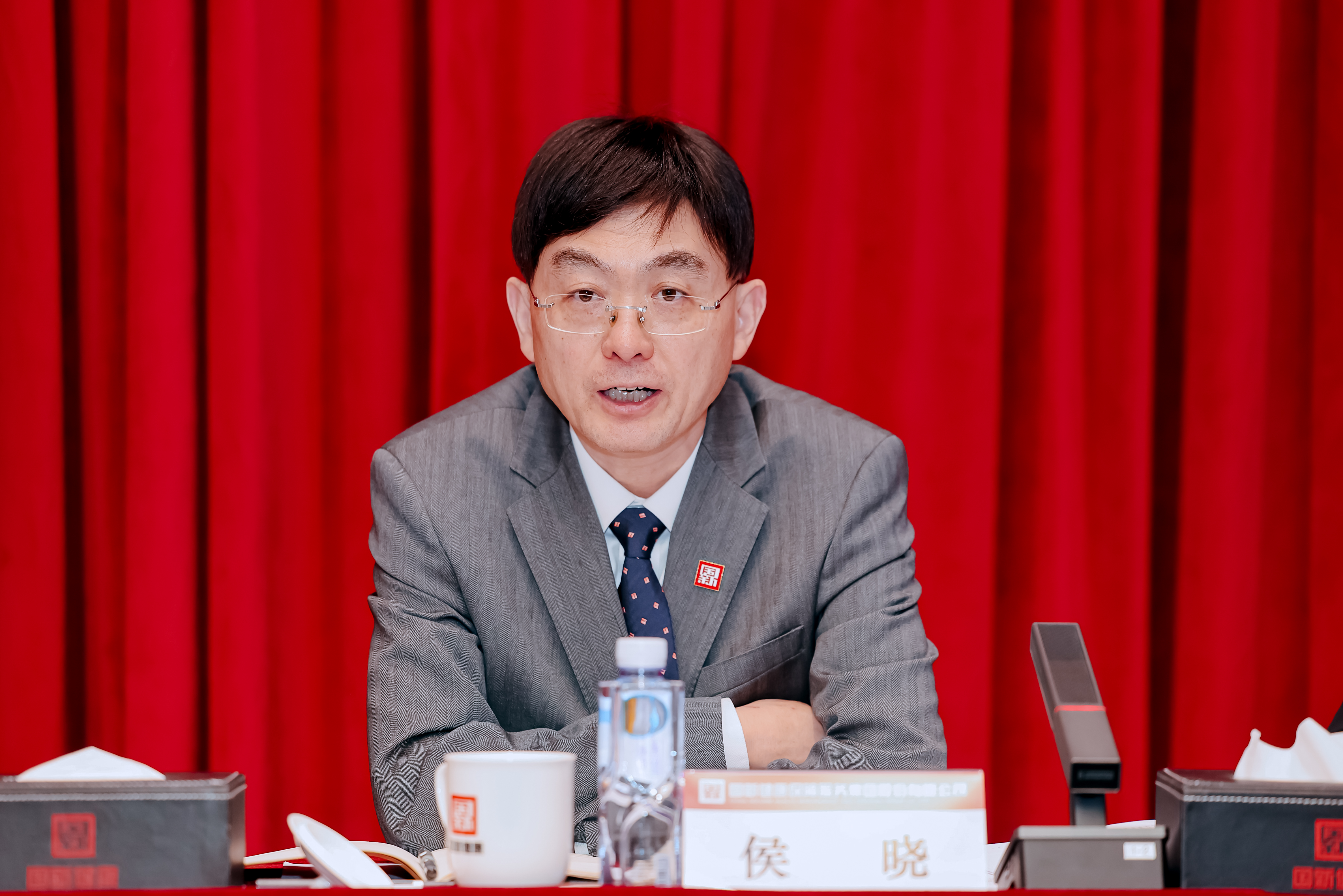 0b19f399bb384e1a85ef7fcd233771c7