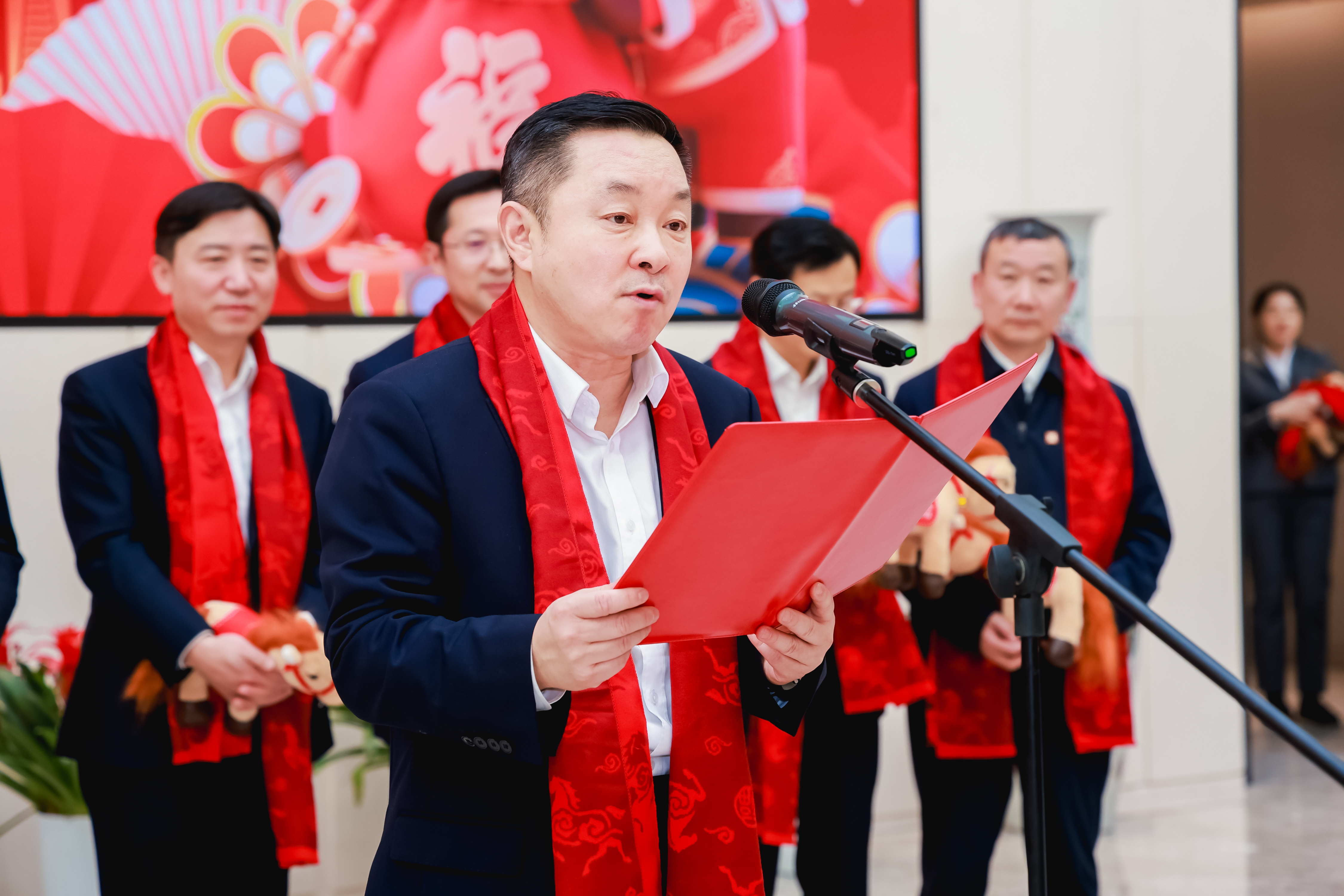 5dcc3832eaf940f0be15dc548893fce8