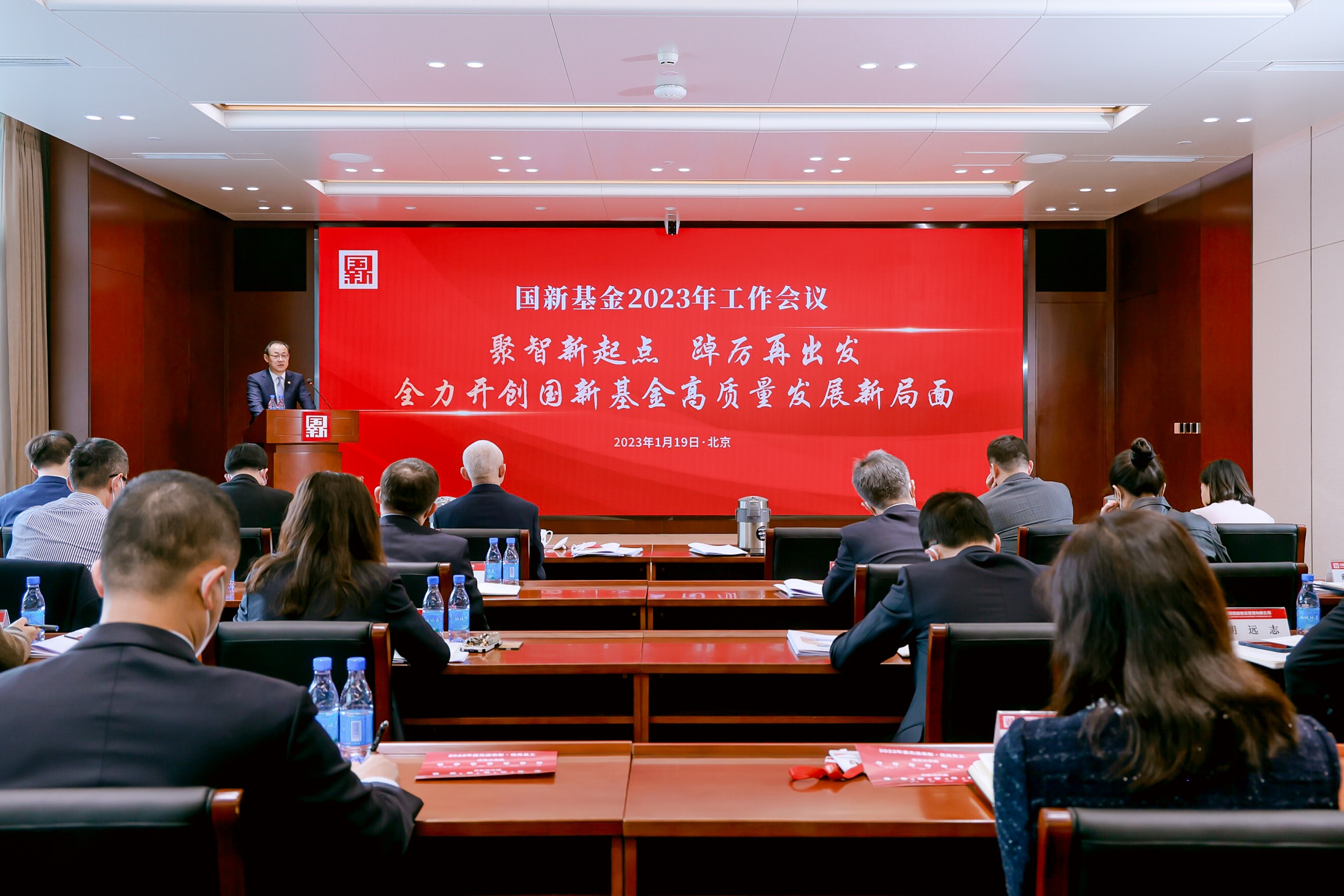 c156163129ef422992796d7c56c10052