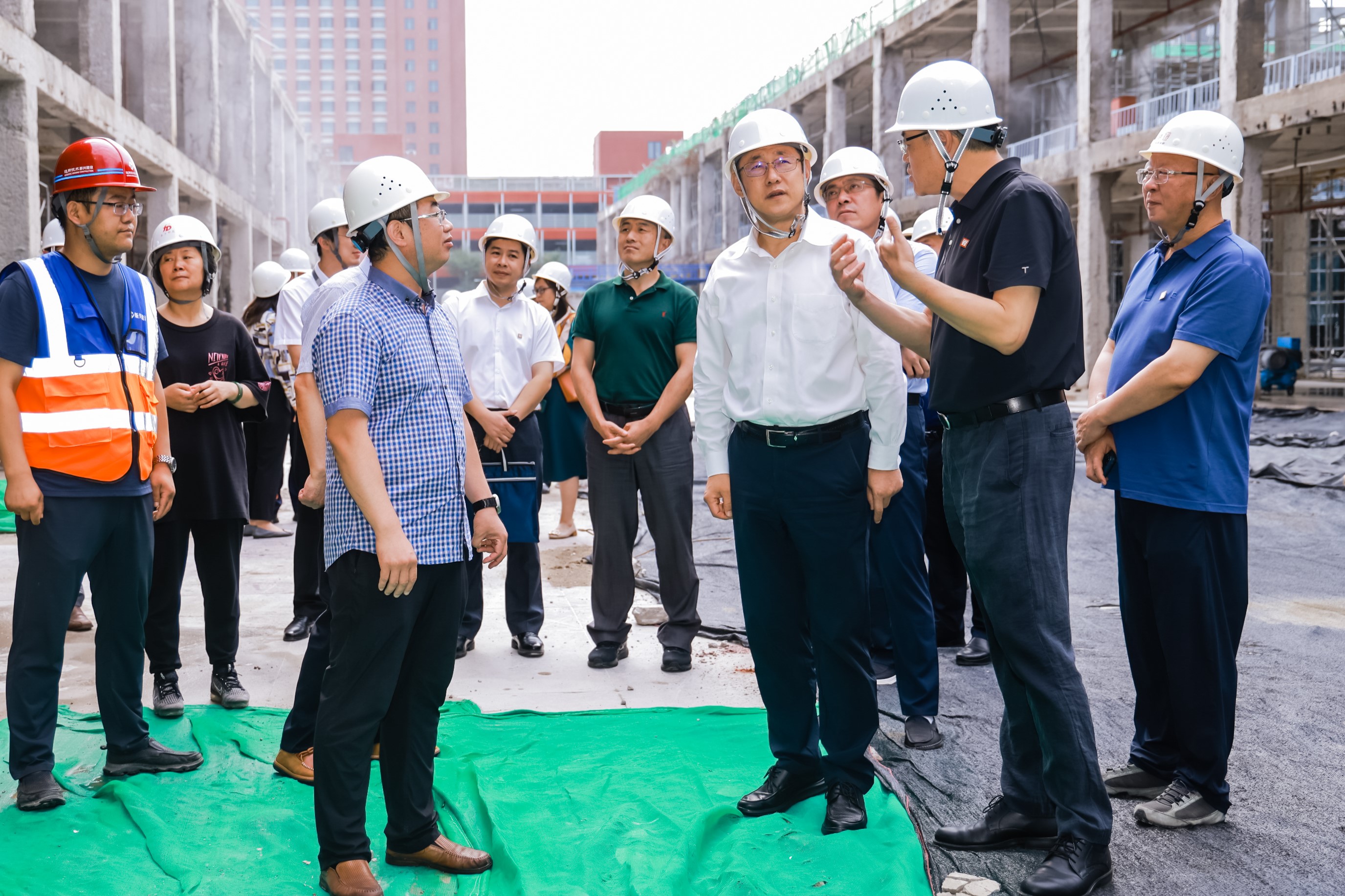 683892a89a544ba18c79f42252b01161