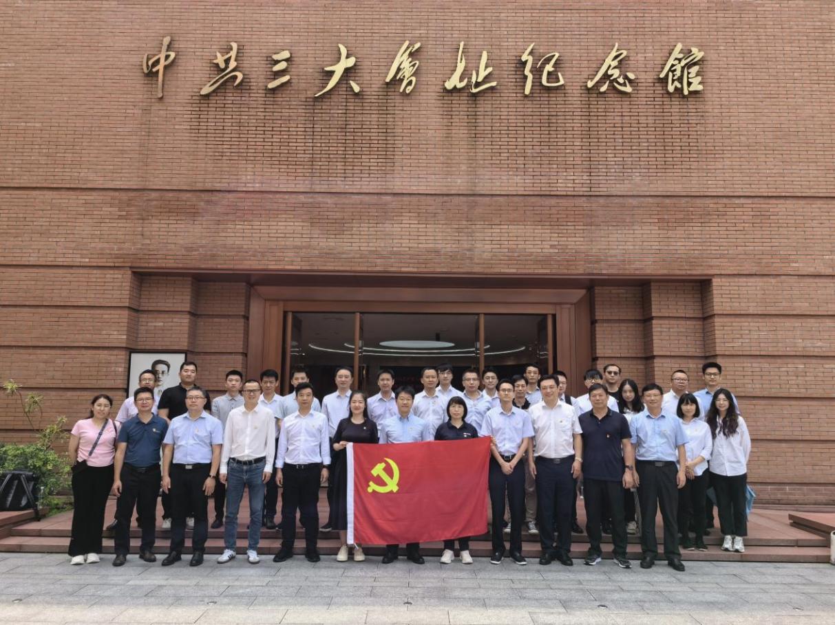 a0f028d9-96e3-4830-b113-55071f2e41ecimage1