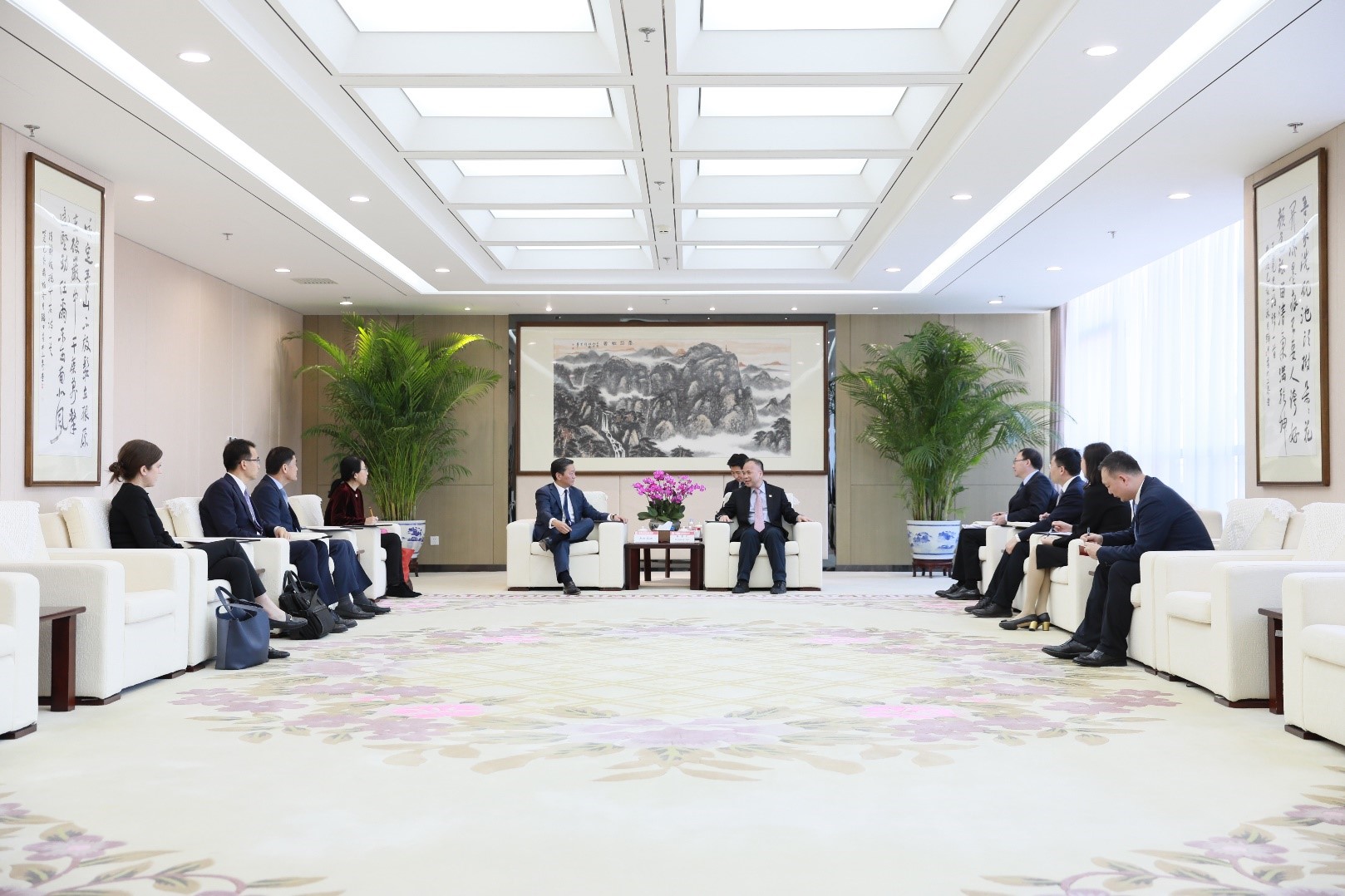 b04ee4571174429091b11252a3776bcd b04ee4571174429091b11252a3776bcd