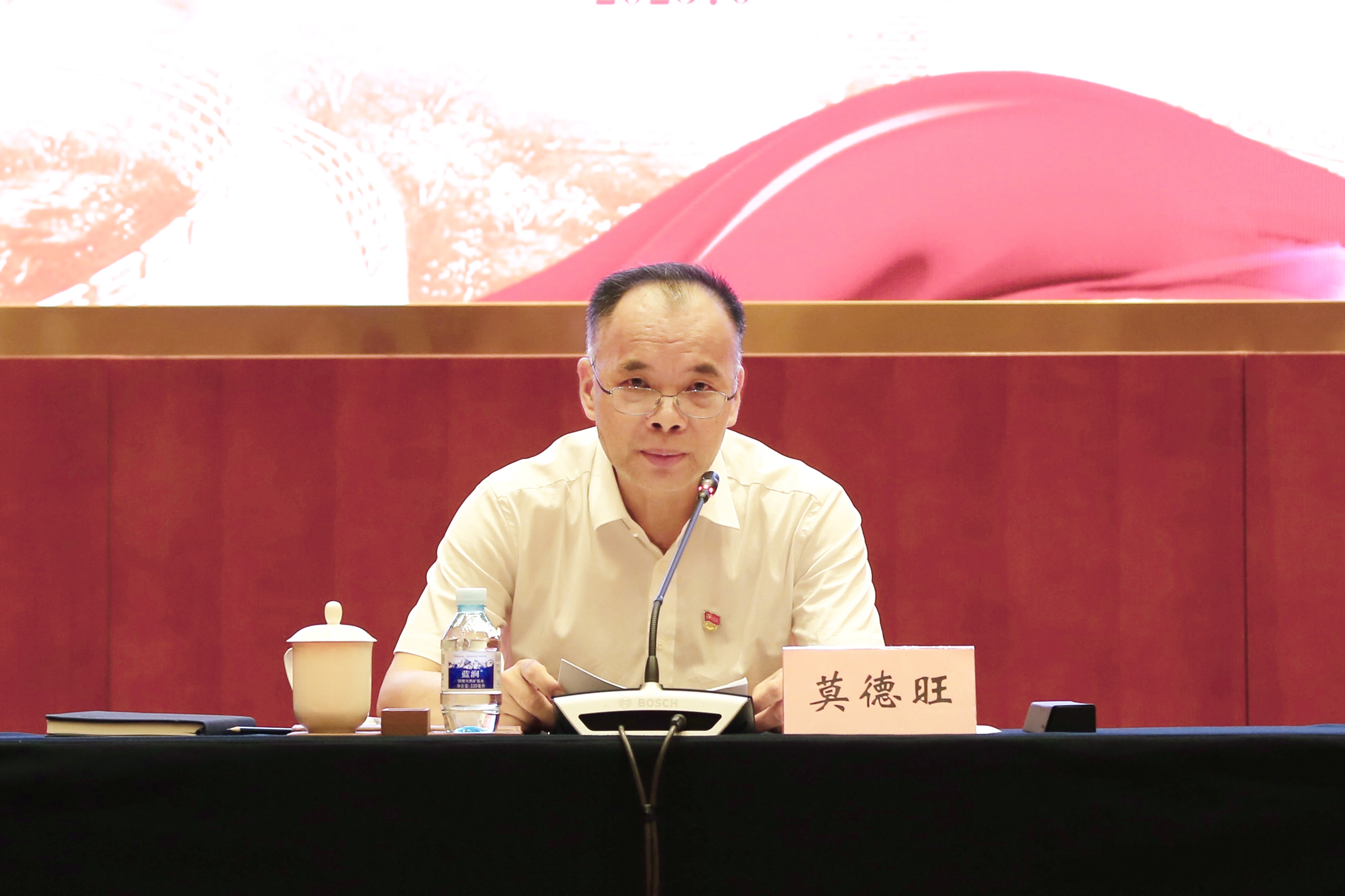 1afd3f32e014438ebe9e32e3a7015b6f