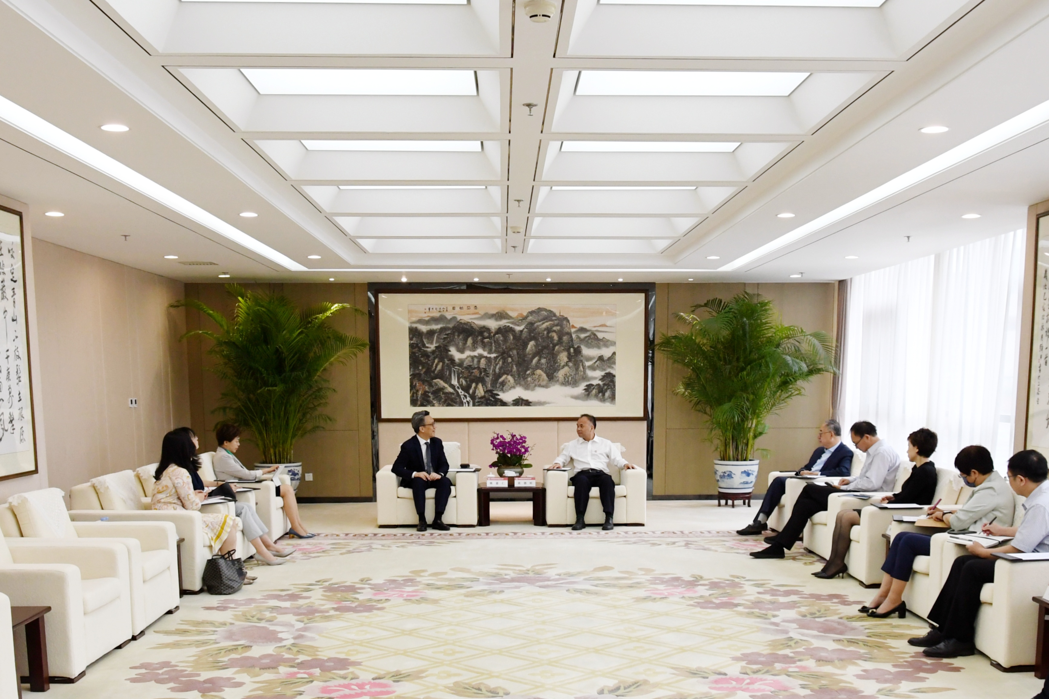 ccbd8a6467344a92be4ae795695cf43a