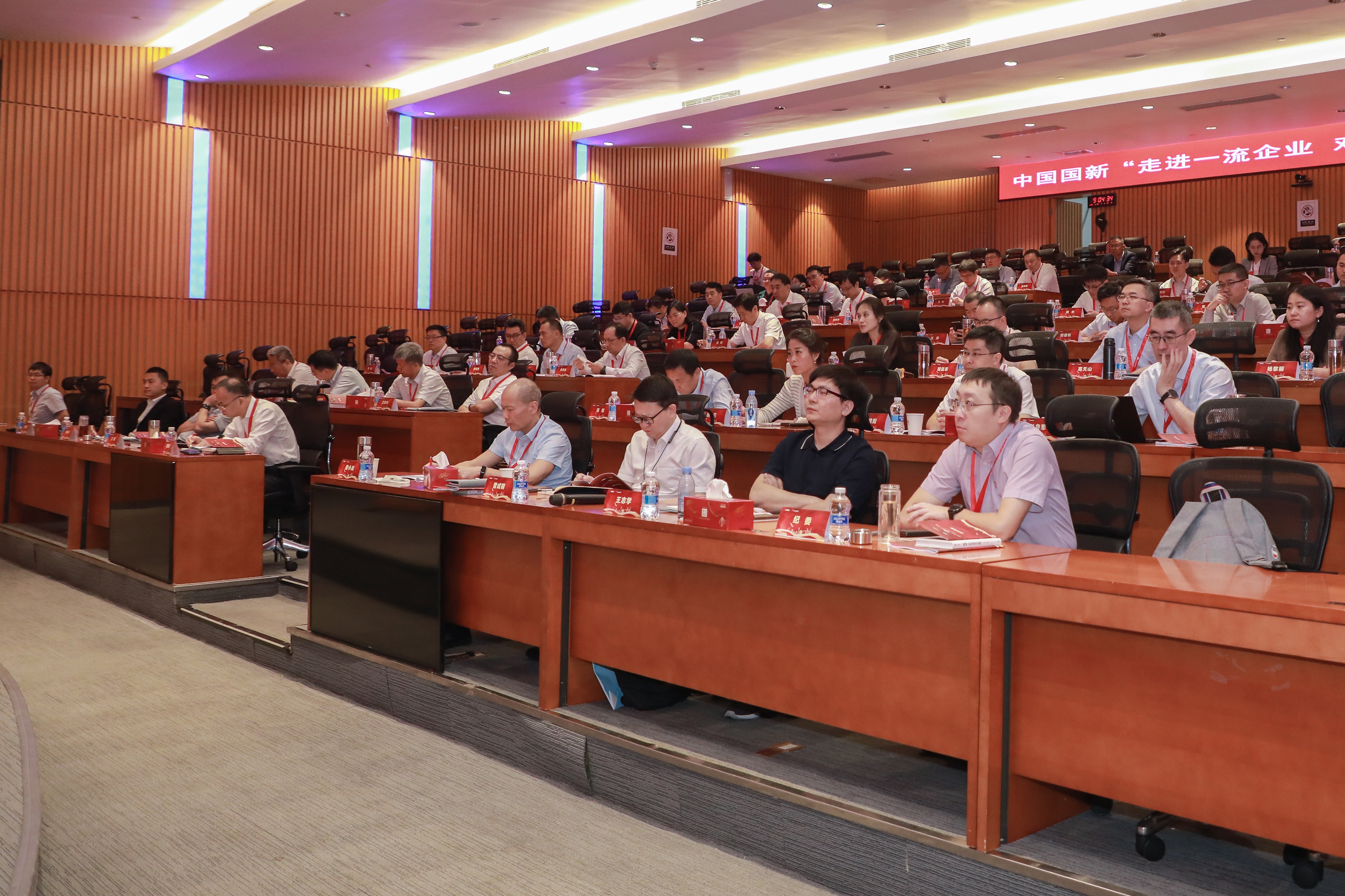 df74b80c36f94cb9960b9420eab51933