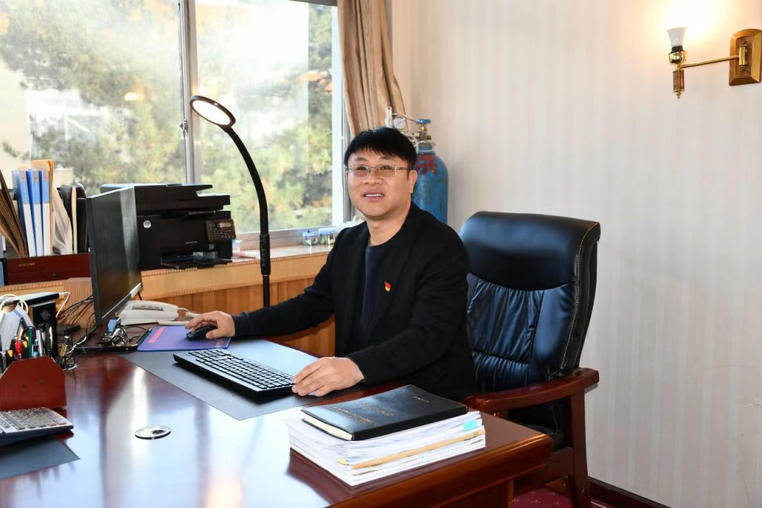 7f0f2c9c8dfd45fcb390e31f17f1ba5d