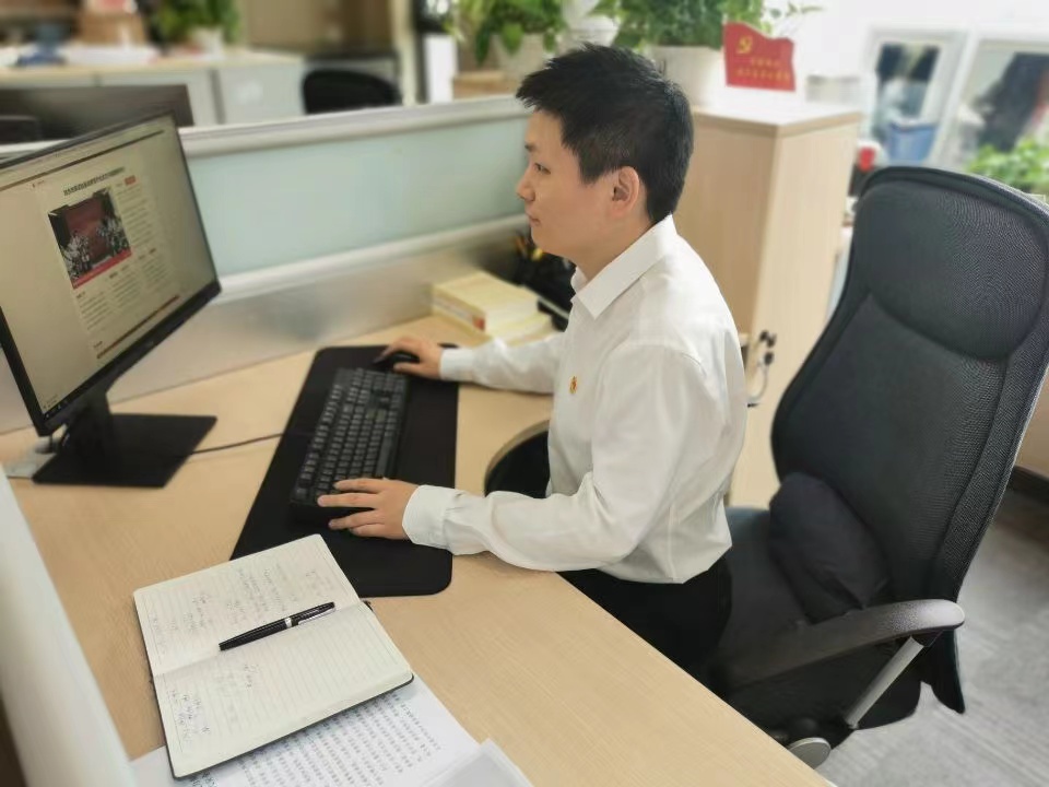 EMC�ױ���(�й�)�����ٷ���վ-EMC SPORTS