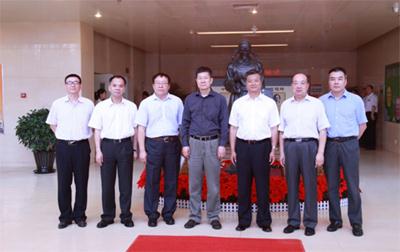 EMC�ױ���(�й�)�����ٷ���վ-EMC SPORTS