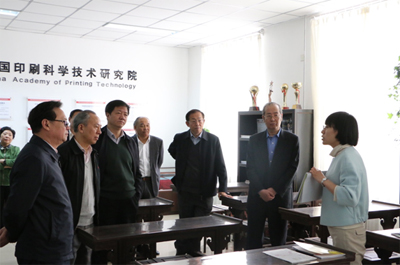 EMC�ױ���(�й�)�����ٷ���վ-EMC SPORTS