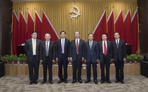 EMC�ױ���(�й�)�����ٷ���վ-EMC SPORTS