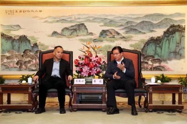 EMC�ױ���(�й�)�����ٷ���վ-EMC SPORTS