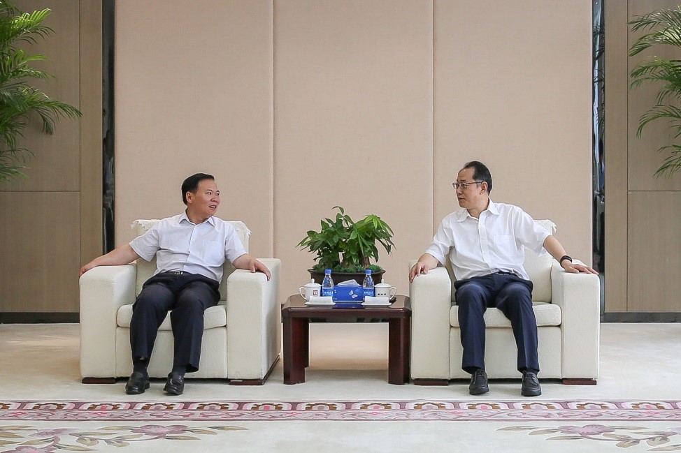 EMC�ױ���(�й�)�����ٷ���վ-EMC SPORTS