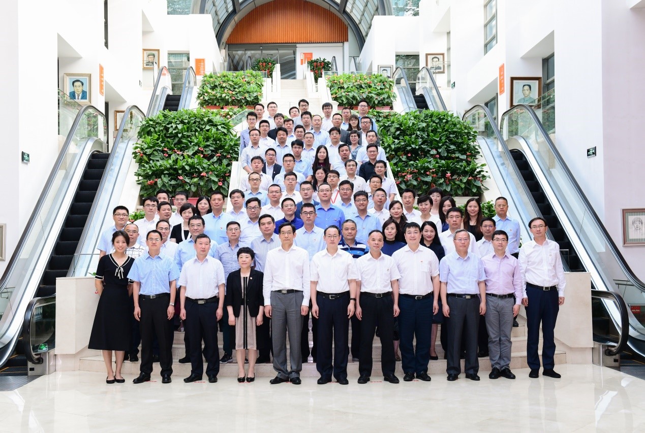 EMC�ױ���(�й�)�����ٷ���վ-EMC SPORTS