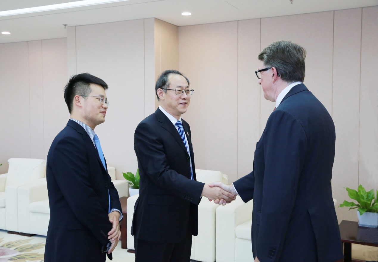 EMC�ױ���(�й�)�����ٷ���վ-EMC SPORTS