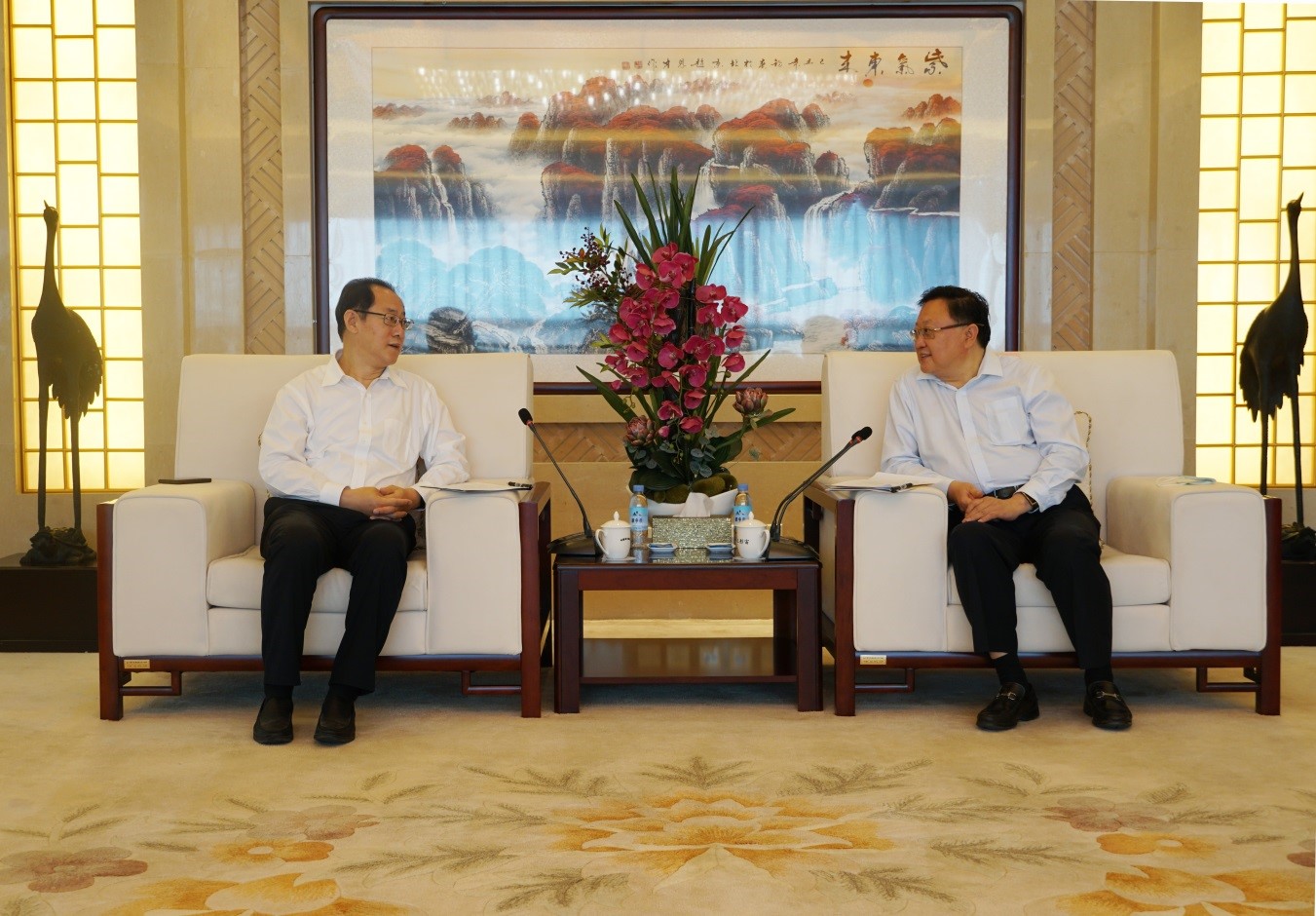 EMC�ױ���(�й�)�����ٷ���վ-EMC SPORTS