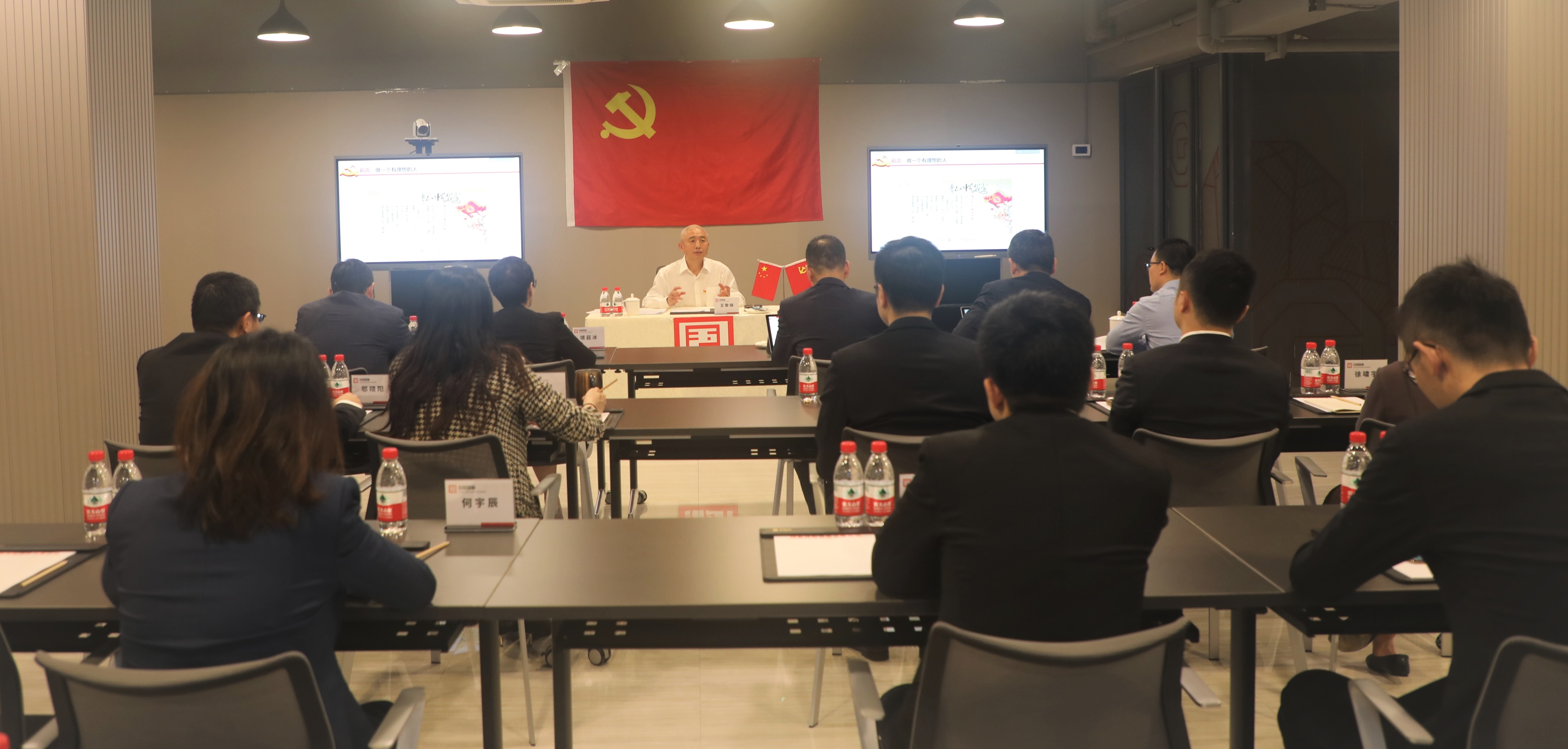 EMC�ױ���(�й�)�����ٷ���վ-EMC SPORTS