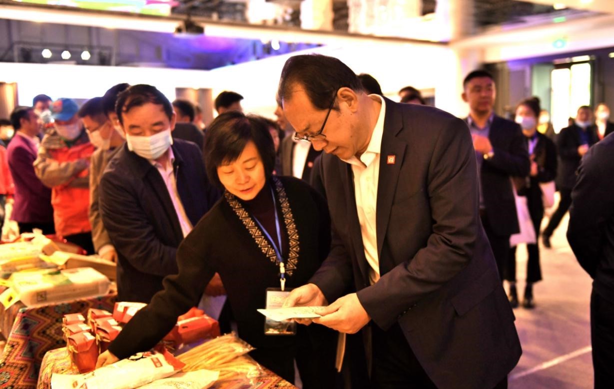 EMC�ױ���(�й�)�����ٷ���վ-EMC SPORTS