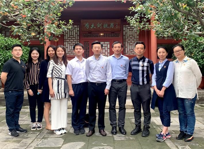 EMC�ױ���(�й�)�����ٷ���վ-EMC SPORTS