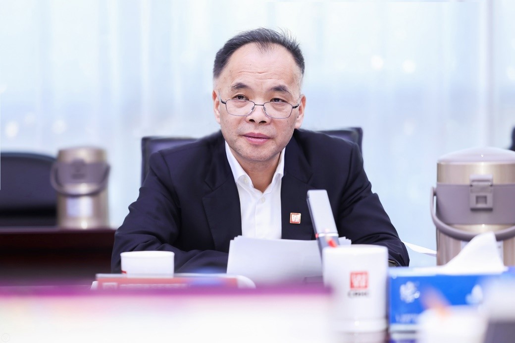 EMC�ױ���(�й�)�����ٷ���վ-EMC SPORTS