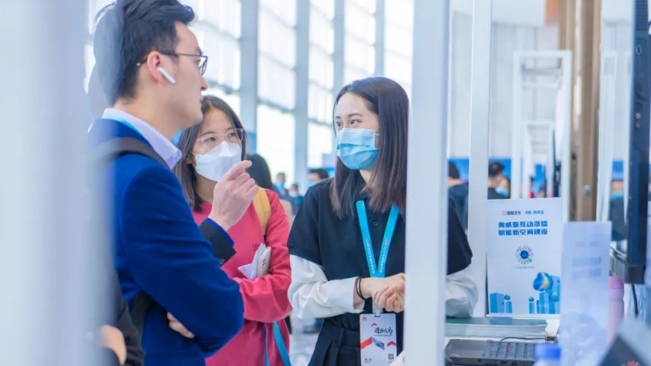 EMC�ױ���(�й�)�����ٷ���վ-EMC SPORTS